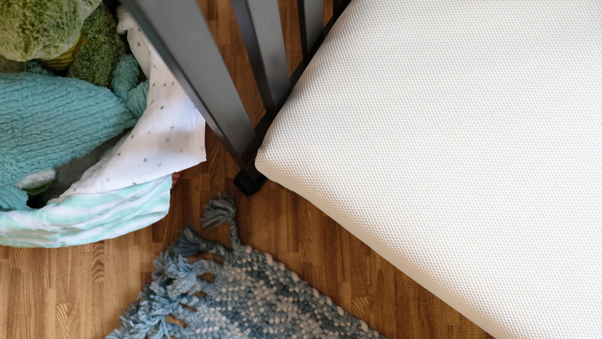 Organic Mini Crib Mattress G929527